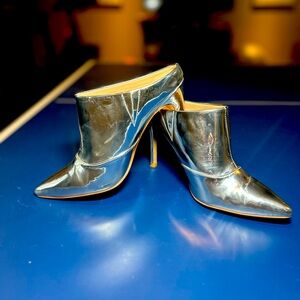 Leith Heeled Slip on Miles